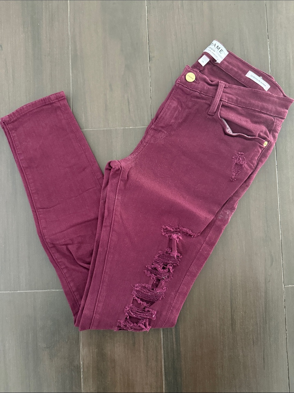 Frame Denim Jeans Le Skinny de Jeanne in Wine